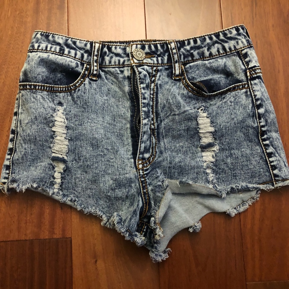 Almost Famous shorts
